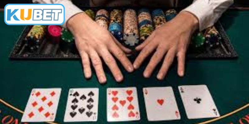 Tìm hiểu cách xếp bài Mậu Binh hay để giành lợi thế